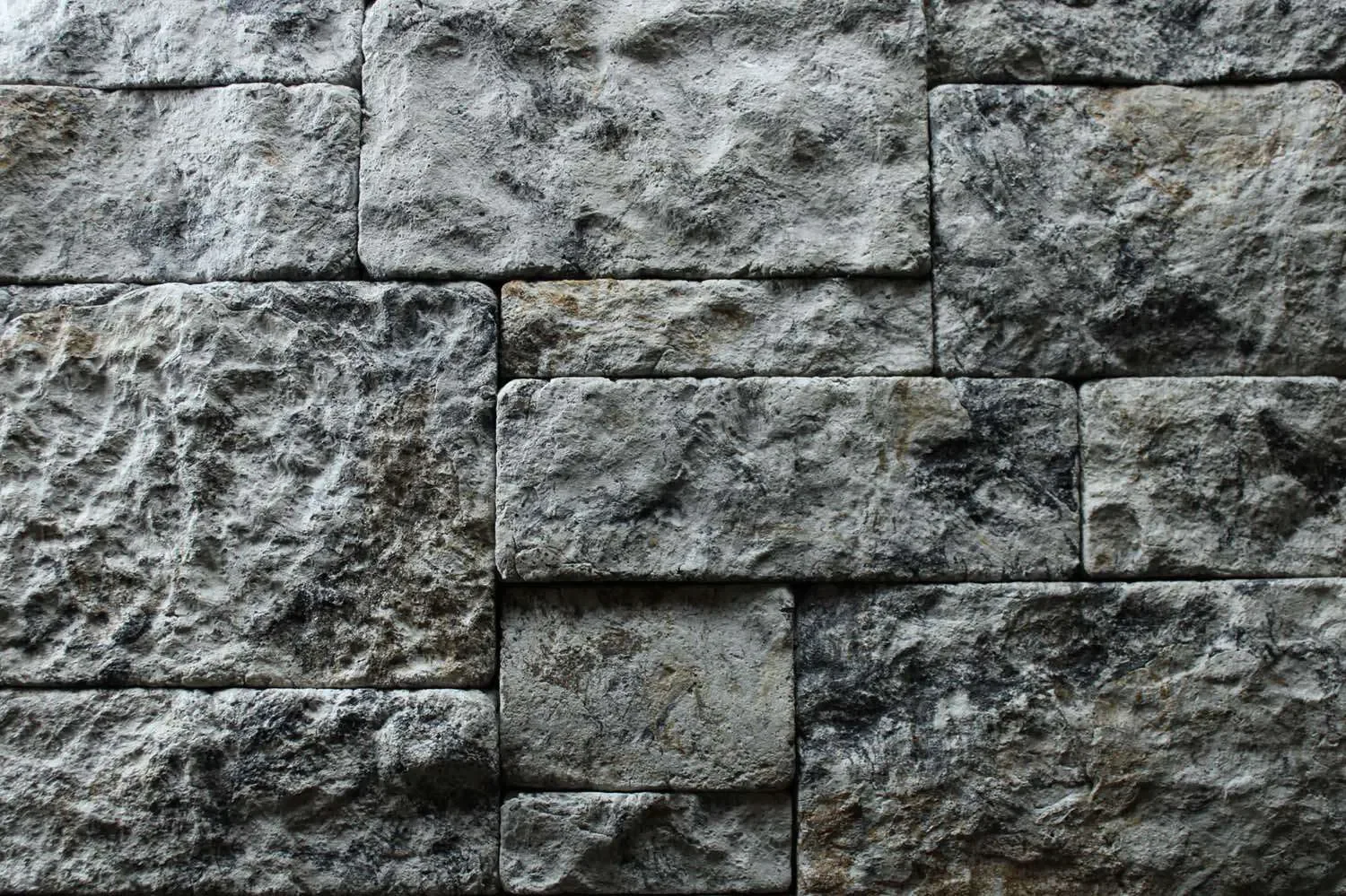 Evolve Stone Georgetown Run Non-Fire Rated, Interior and Exterior Mortarless Stone Veneer Questions & Answers