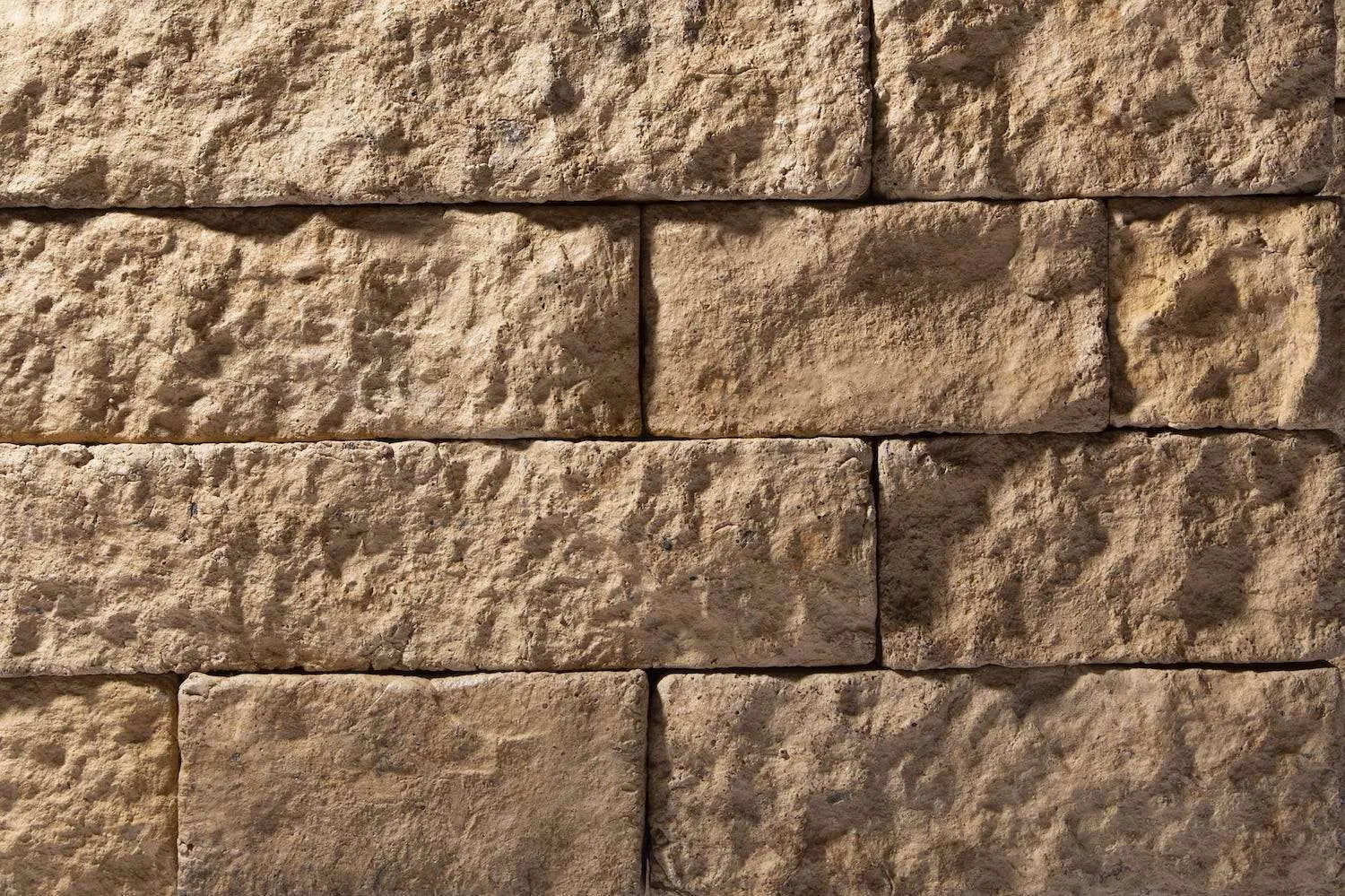 Evolve Stone National True Fire Rated, Interior and Exterior Mortarless Stone Veneer Questions & Answers